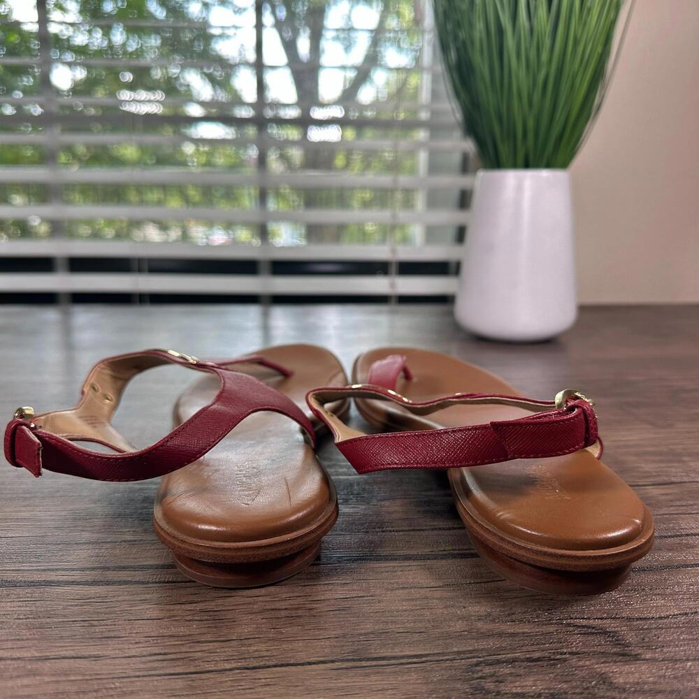 Michael Kors Plate Thong Sandals Women’s Size 10 Brown Leather Casual Summer - Picture 2 of 6
